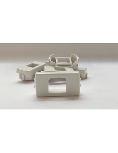 Adattatore Frutti RJ45 Ticino Matix Antibatterico Bianco