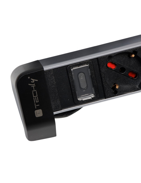 Multipresa da Tavolo 2 prese Italiane Bipasso 1 USB-C&trade e 1 USB-A