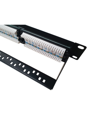 Pannello Patch UTP 24 Posti RJ45 Cat.6 con barra gestione cavi