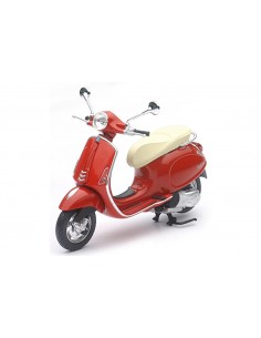Piaggio Vespa Primavera in scala 1:12 2